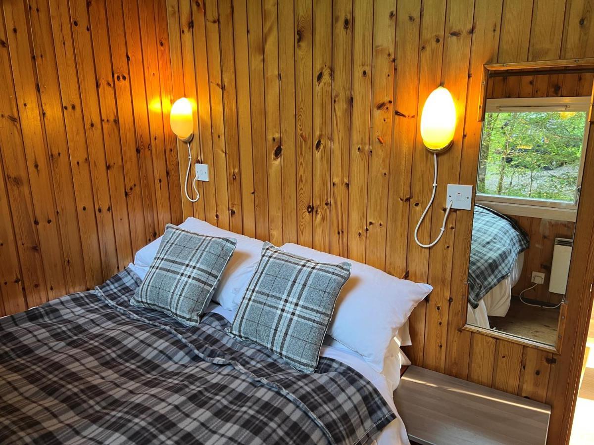 Loch Aweside Forest Cabins Dalavich Εξωτερικό φωτογραφία